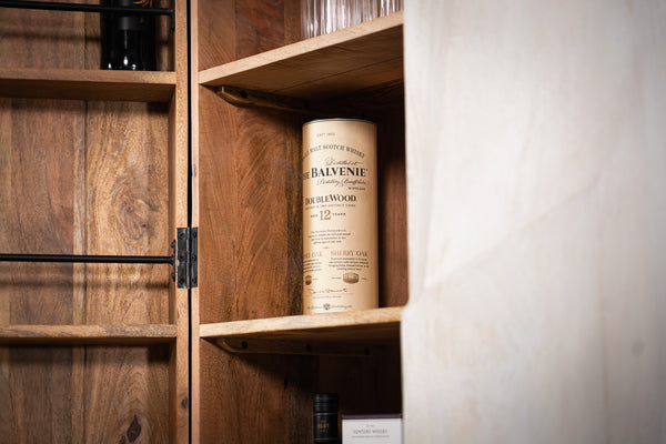 White Mountain Design Large Solid Mango Bar Drinks Cabinet with 3D Rock Carving in White 140 cm