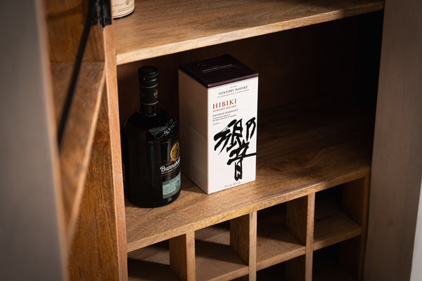 White Mountain Design Large Solid Mango Bar Drinks Cabinet with 3D Rock Carving in White 140 cm