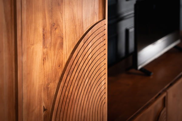 Manhattan Solid Acacia Wood Bar Cabinet with Carved Circular Grooves in Natural Brown 140cm