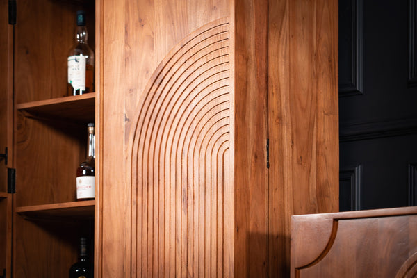 Manhattan Solid Acacia Wood Bar Cabinet with Carved Circular Grooves in Natural Brown 140cm
