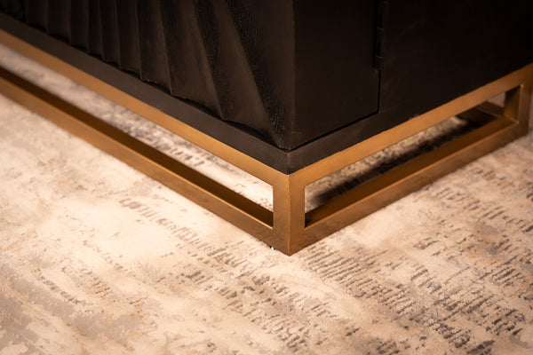 Scorpion Solid Mango Wood Bar Large Cabinet Black 95 x 141 2.0