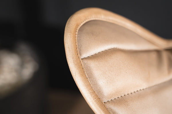 Butterfly Retro Style Genuine Leather Lounge Chair in Beige with Wooden Foldable Frame